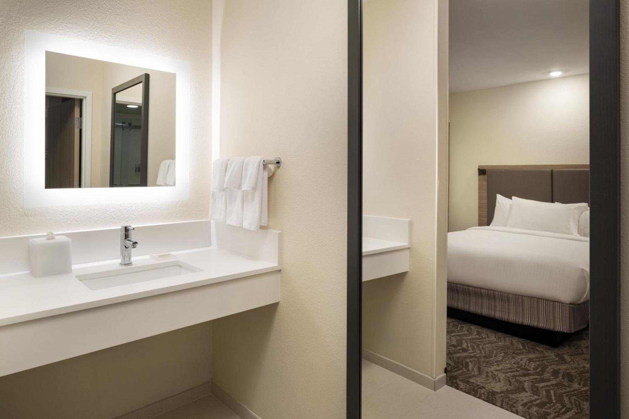 Springhill Suites Fort Worth University מראה חיצוני תמונה